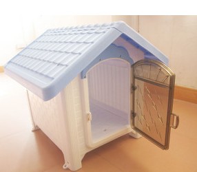 Brown velvet pet house