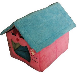 Wood kennel dog house