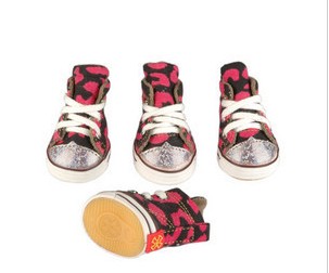 Cute pet dazzling sandals