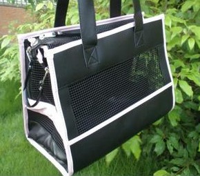 Pet bag with side pockets