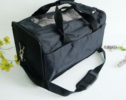 Pet bag with side pockets