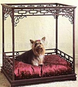 Lace pet bed