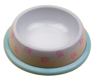 Round top skid pet bowls