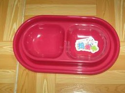 Plastic anti-skid pet bowl