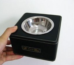 Pet utensils as water bowls